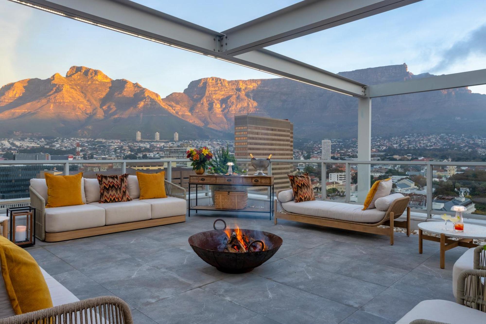 فندق تاج كيب تاون المظهر الخارجي الصورة The Cape Town Sky Bar